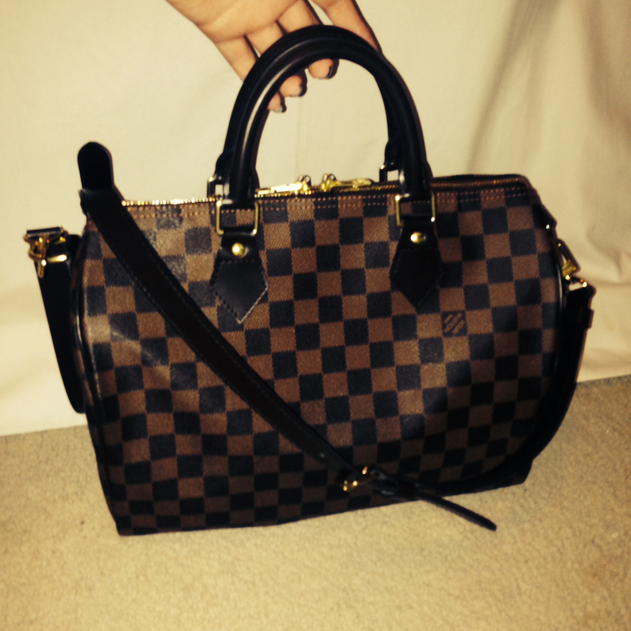 WHAT'S IN MY BAG - Louis Vuitton Speedy Bandouliere 25 Damier